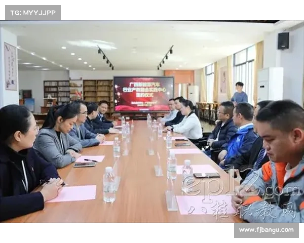 广西平果队务黄浩因不当行为禁入体育场两场并罚款两万元